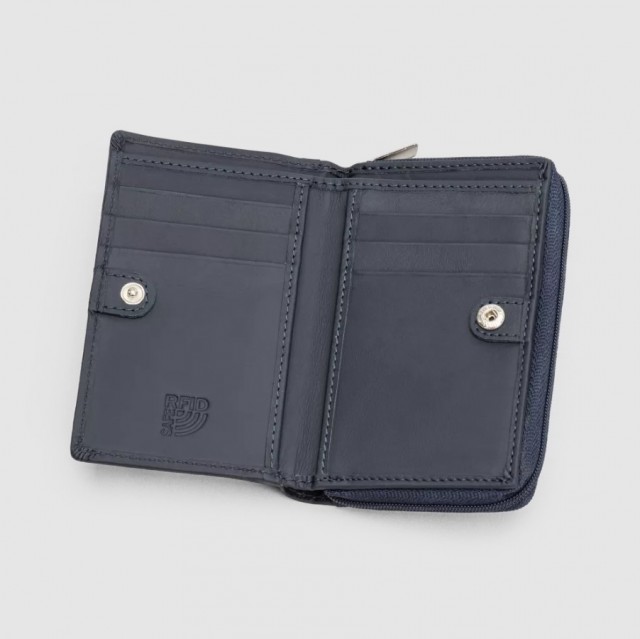 The Monte Lommebok, Navy