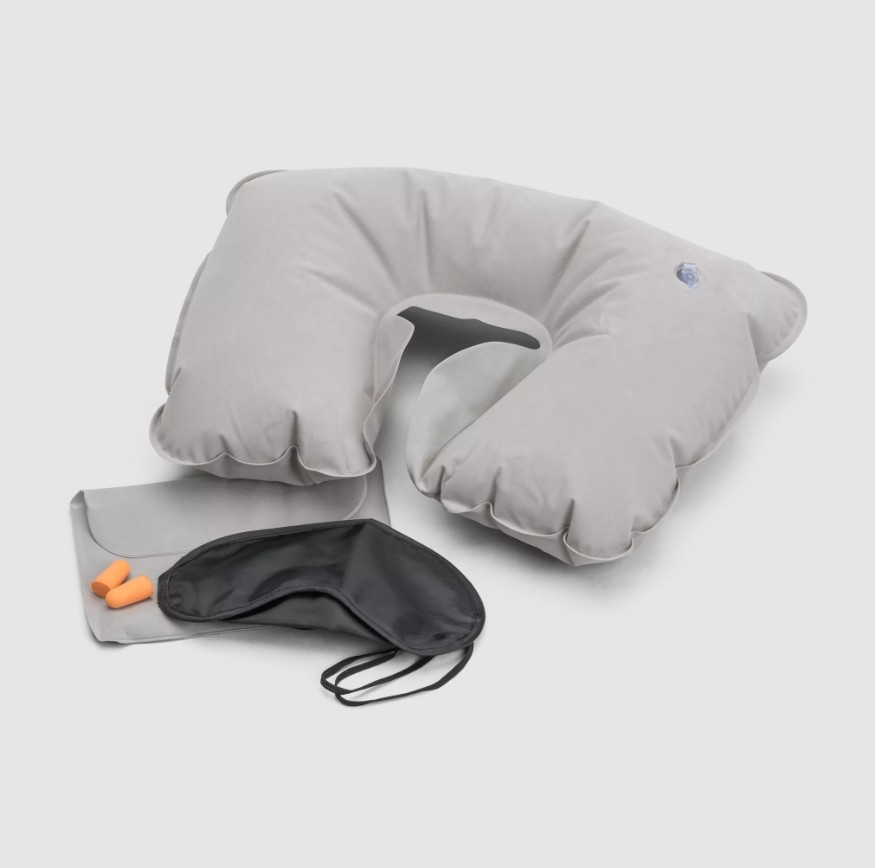 North Pioneer Grey Neckpillow, Eyemask And Earplugs